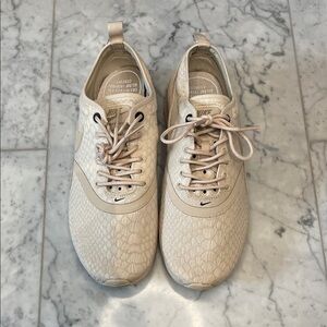 Nike Air Max Thea Ultra Runners